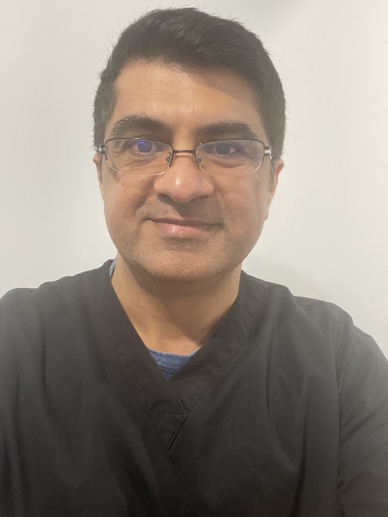 Dr Surendar Advani